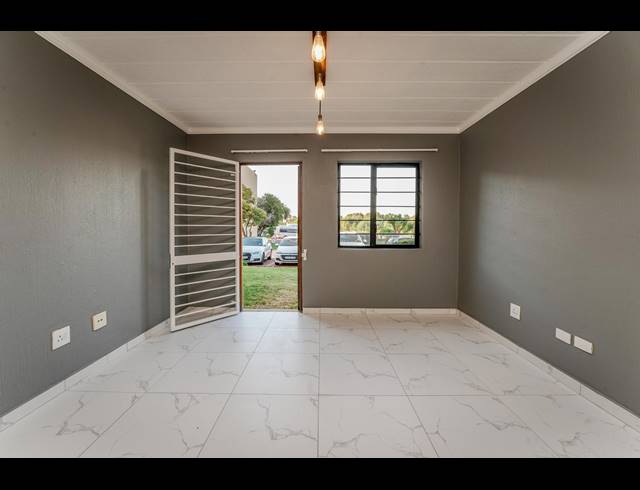 1 BEDROOM APARTMENT RENTED IN WELTEVREDEN PARK
